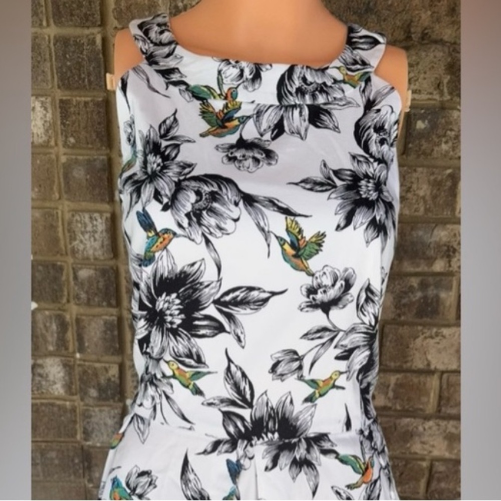 Black White Floral Hummingbird Dress High Neck Fit Flare Sleeveless 16 - Picture 4 of 10